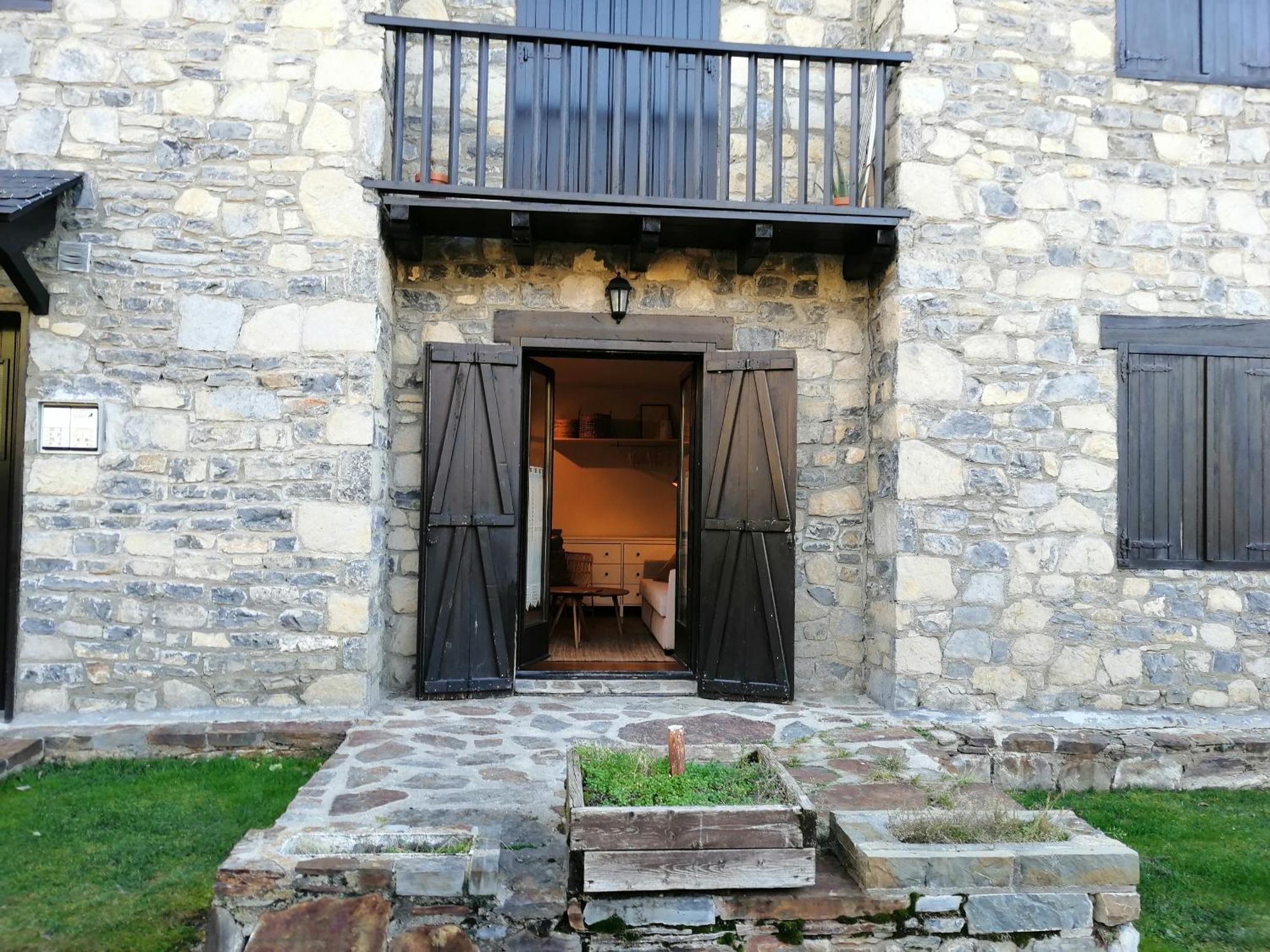Acogedor Estudio Con Terraza Besiberri 4 Pla de l'Ermita Dış mekan fotoğraf